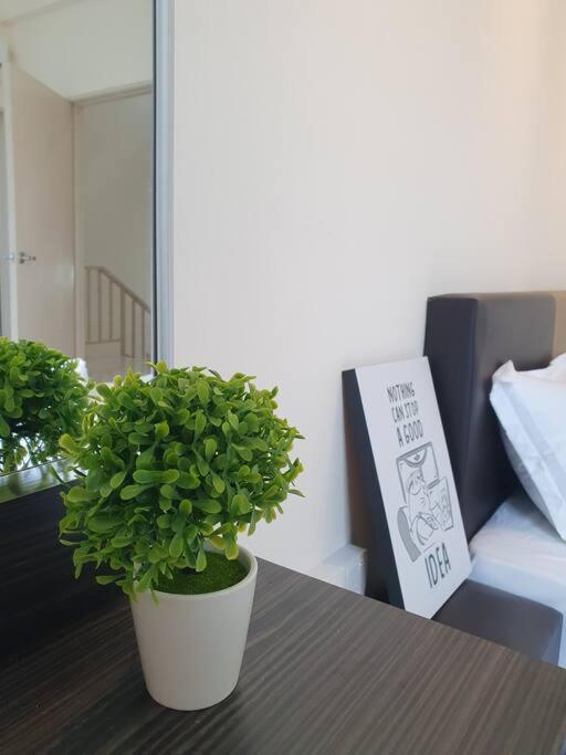 3Storey House 13Pax Family Suite Bayan Lepas Bagian luar foto