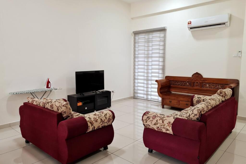 3Storey House 13Pax Family Suite Bayan Lepas Bagian luar foto